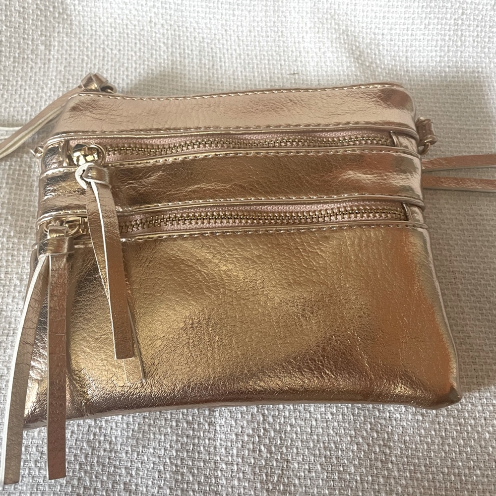 Goldtone purse